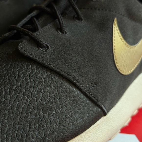 Nike Roshe Run Suede Velvet Brown - Men’s Size 14 (w/ Original Box) - Picture 2 of 6